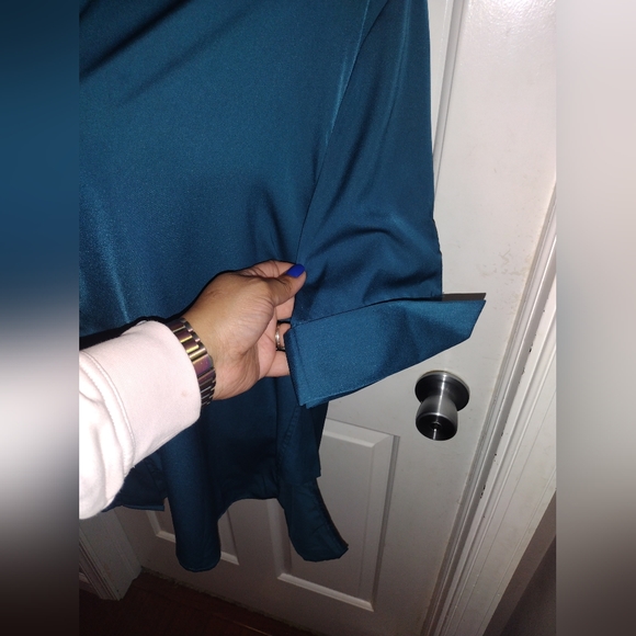 Who What Wear Deep Blue Button Up Blouse Sz XL - Picture 5 of 9